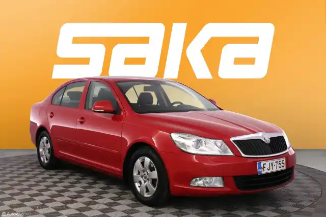 Punainen Viistoperä, Skoda Octavia – FJY-755