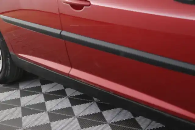 Punainen Farmari, Peugeot 207 – FKF-624