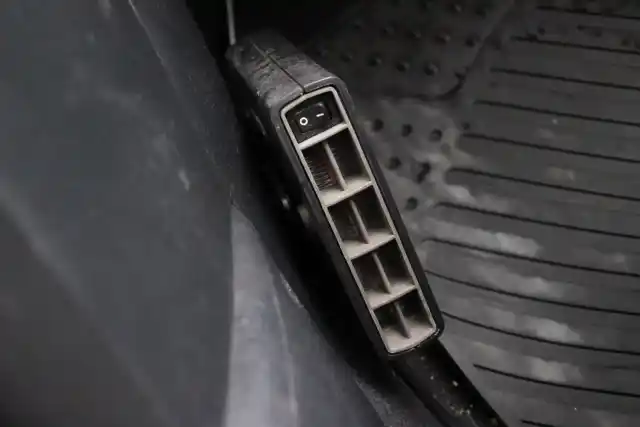 Punainen Farmari, Peugeot 207 – FKF-624