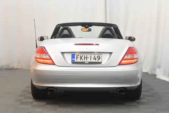 Harmaa Avoauto, Mercedes-Benz SLK – FKH-149