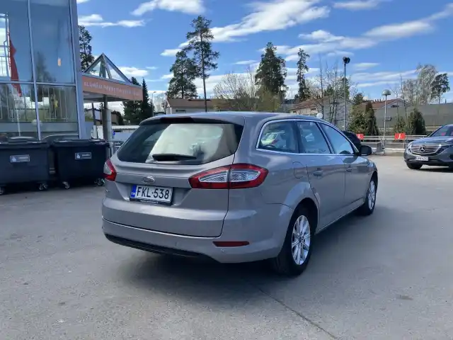 Harmaa Farmari, Ford Mondeo – FKL-538