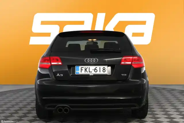 Musta Viistoperä, Audi A3 – FKL-618