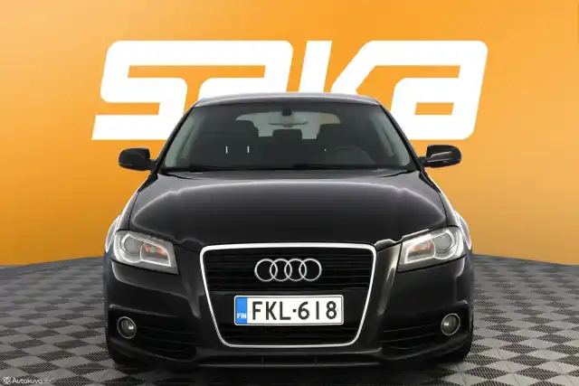 Musta Viistoperä, Audi A3 – FKL-618