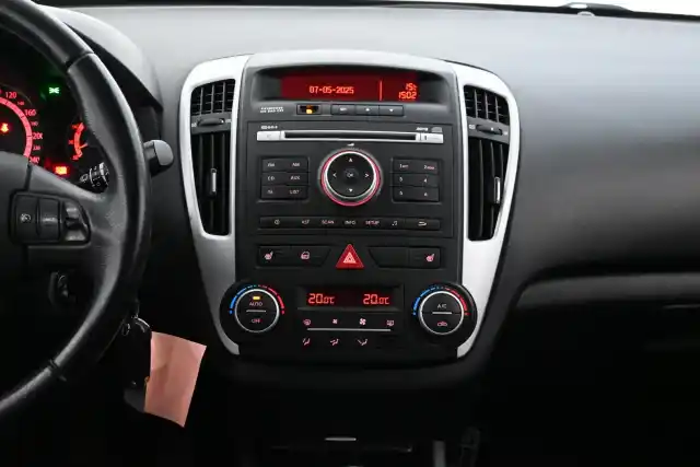 Punainen Farmari, Kia cee'd – FKN-121