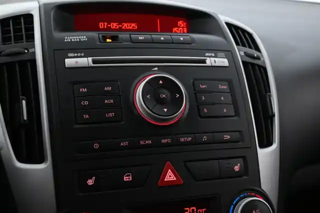 Punainen Farmari, Kia cee'd – FKN-121