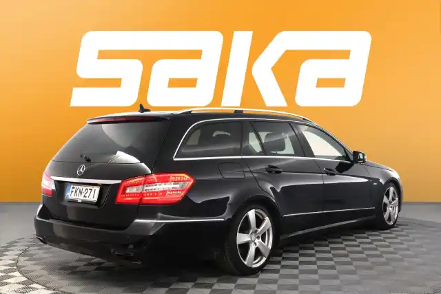 Musta Farmari, Mercedes-Benz E – FKN-271