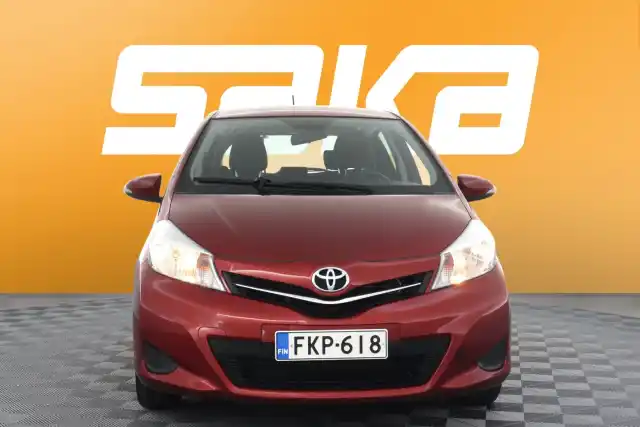 Punainen Viistoperä, Toyota Yaris – FKP-618