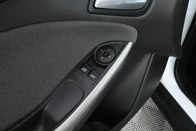 Valkoinen Farmari, Ford Focus – FKT-524