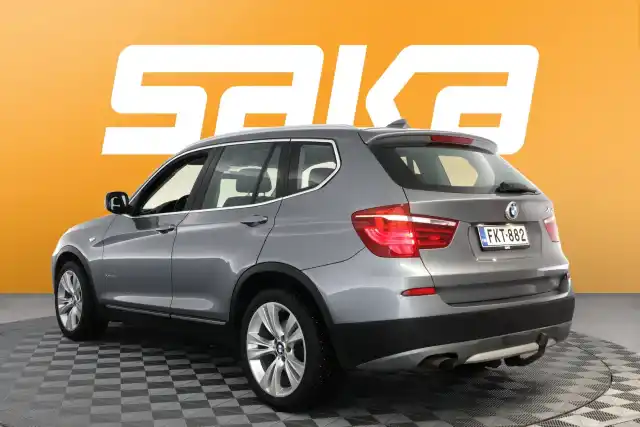 Harmaa Maastoauto, BMW X3 – FKT-882