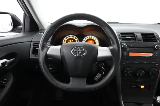 Hopea Sedan, Toyota Corolla – FKU-265