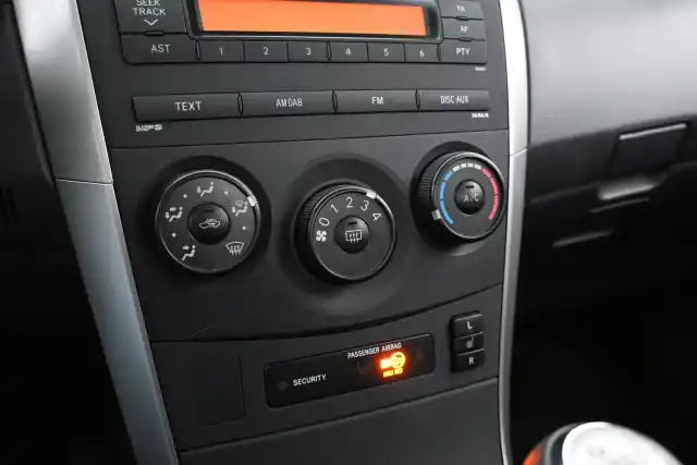 Hopea Sedan, Toyota Corolla – FKU-265