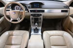 Beige Farmari, Volvo XC70 – FKU-715, kuva 13