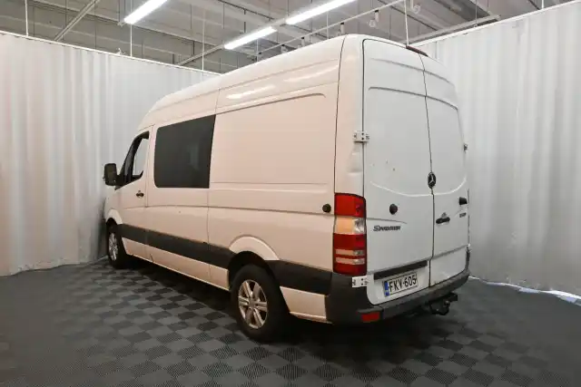 Valkoinen Matkailuauto, Mercedes-Benz Sprinter – FKV-605