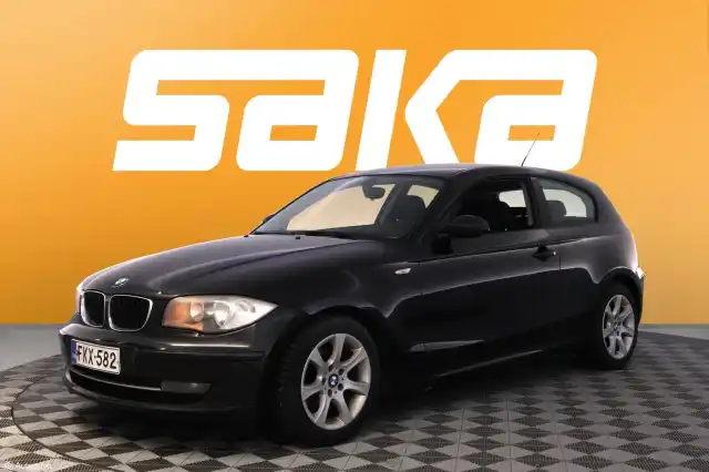 Musta Viistoperä, BMW 118 – FKX-582