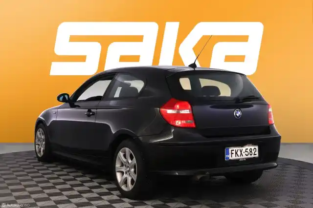 Musta Viistoperä, BMW 118 – FKX-582