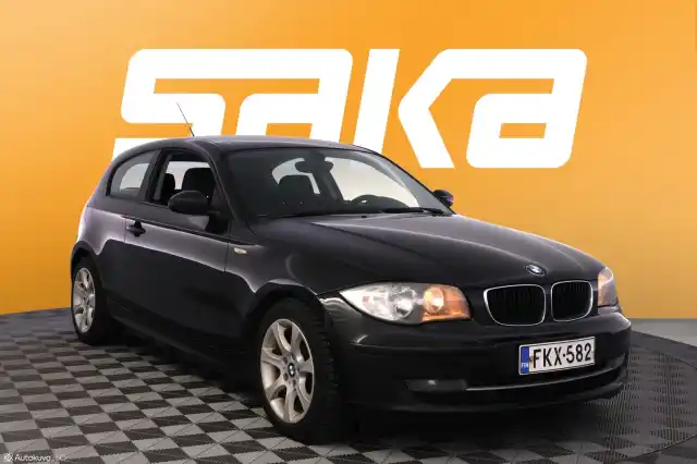 Musta Viistoperä, BMW 118 – FKX-582