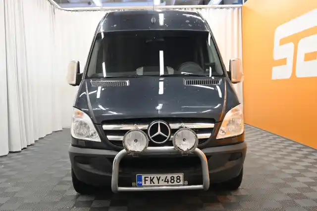 Musta Pakettiauto, Mercedes-Benz Sprinter – FKY-488