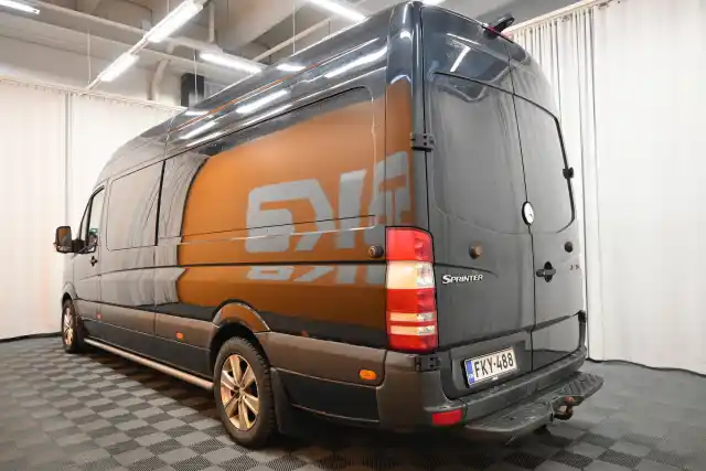 Musta Pakettiauto, Mercedes-Benz Sprinter – FKY-488