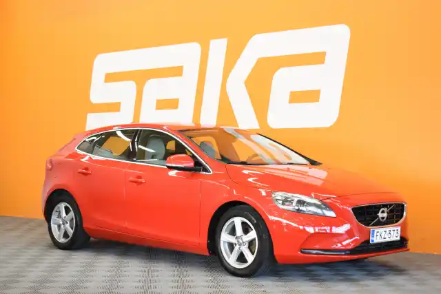 Punainen Viistoperä, Volvo V40 – FKZ-373