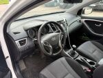 Valkoinen Viistoperä, Hyundai I30 – FLA-342, kuva 3