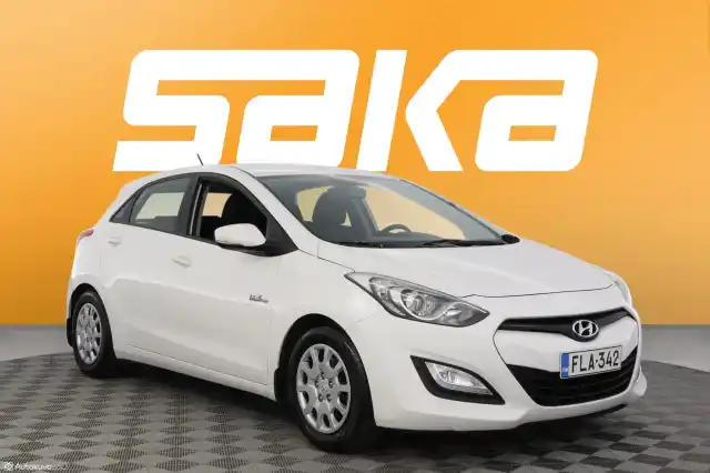 Valkoinen Viistoperä, Hyundai I30 – FLA-342