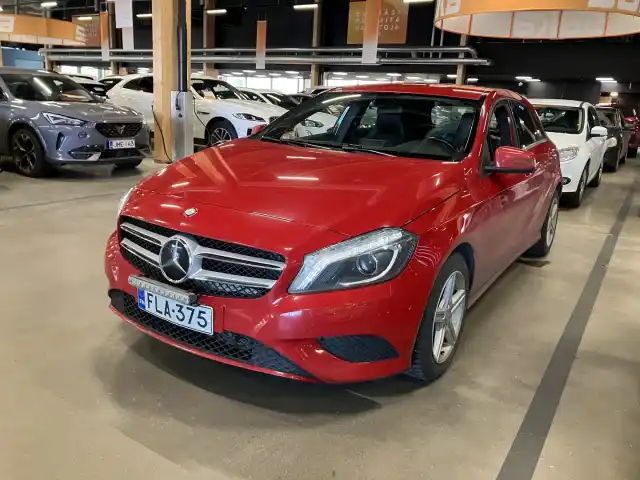 Punainen Viistoperä, Mercedes-Benz A – FLA-375