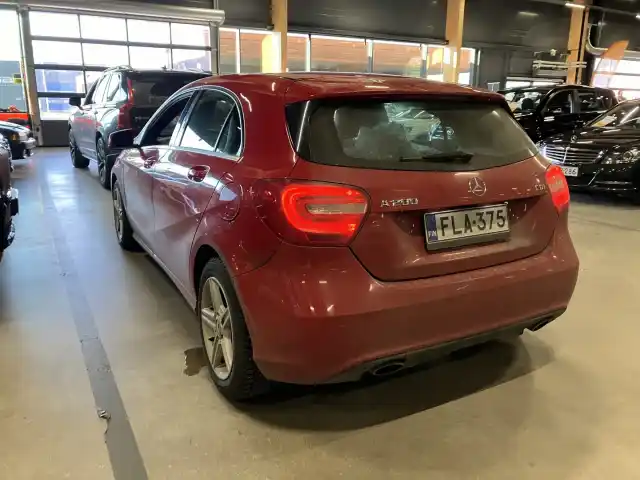 Punainen Viistoperä, Mercedes-Benz A – FLA-375