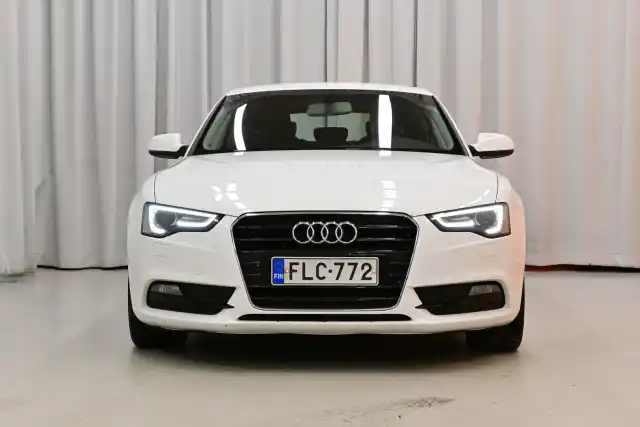 Valkoinen Viistoperä, Audi A5 – FLC-772