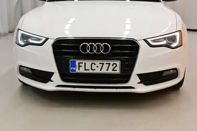 Valkoinen Viistoperä, Audi A5 – FLC-772