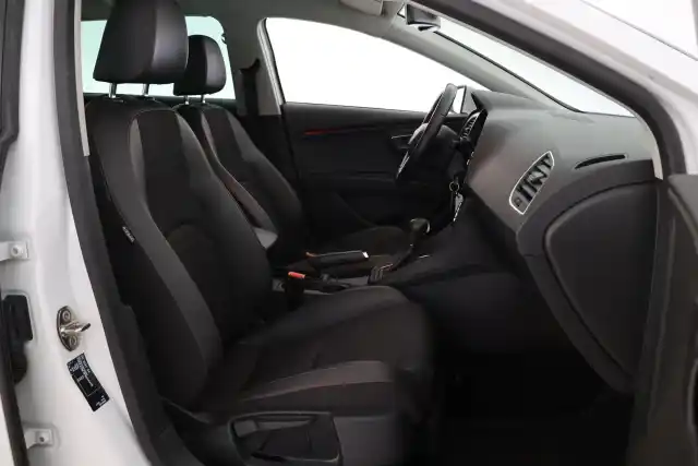Valkoinen Farmari, Seat Leon ST – FLE-245