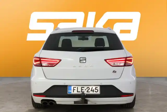 Valkoinen Farmari, Seat Leon ST – FLE-245