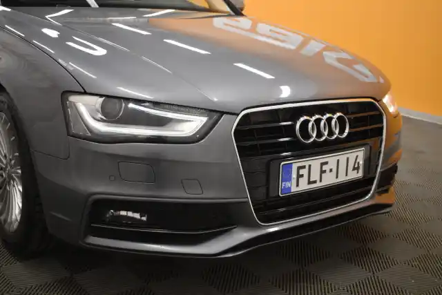 Harmaa Farmari, Audi A4 – FLF-114