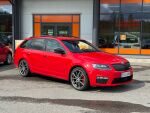 Punainen Farmari, Skoda Octavia – FLG-690, kuva 1