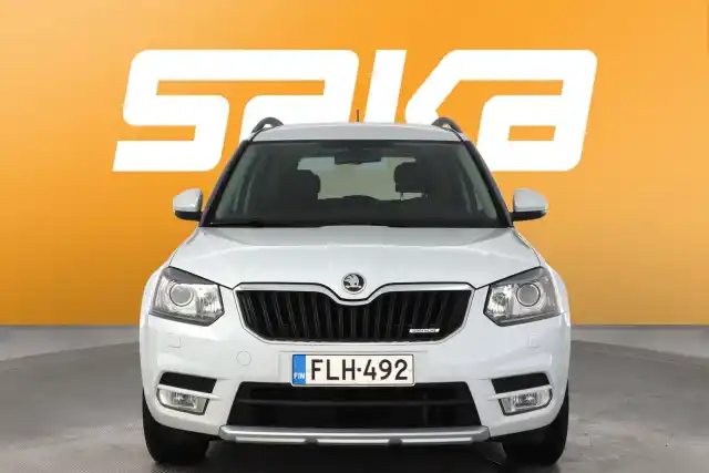 Valkoinen Maastoauto, Skoda Yeti – FLH-492