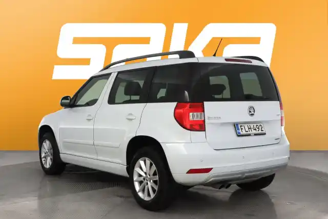 Valkoinen Maastoauto, Skoda Yeti – FLH-492