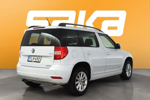 Valkoinen Maastoauto, Skoda Yeti – FLH-492