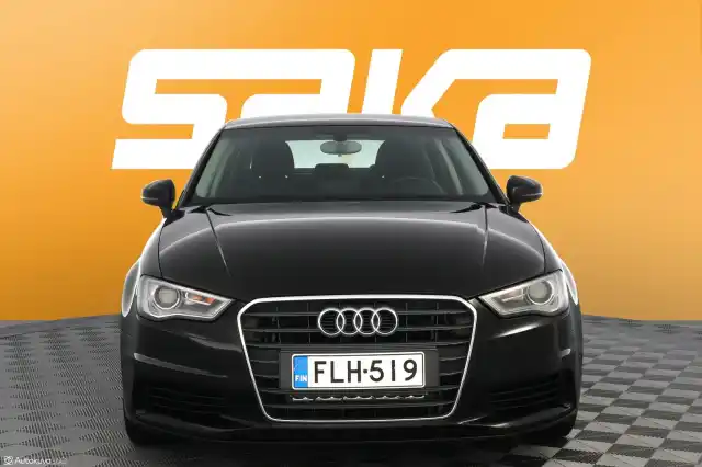 Musta Sedan, Audi A3 – FLH-519