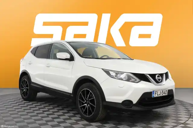 Valkoinen Maastoauto, Nissan Qashqai – FLJ-342