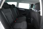 Valkoinen Farmari, Volkswagen Passat – FLJ-641, kuva 13