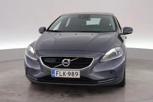 Harmaa Viistoperä, Volvo V40 – FLK-989