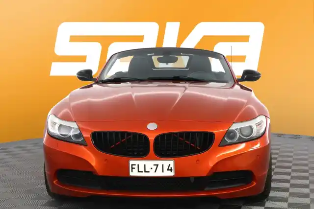 Harmaa Avoauto, BMW Z4 – FLL-714