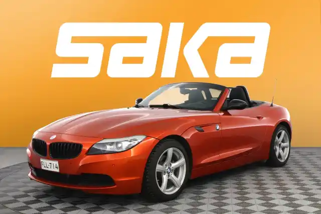 Harmaa Avoauto, BMW Z4 – FLL-714