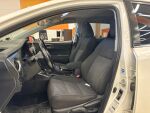 Valkoinen Farmari, Toyota Auris – FLN-406, kuva 6