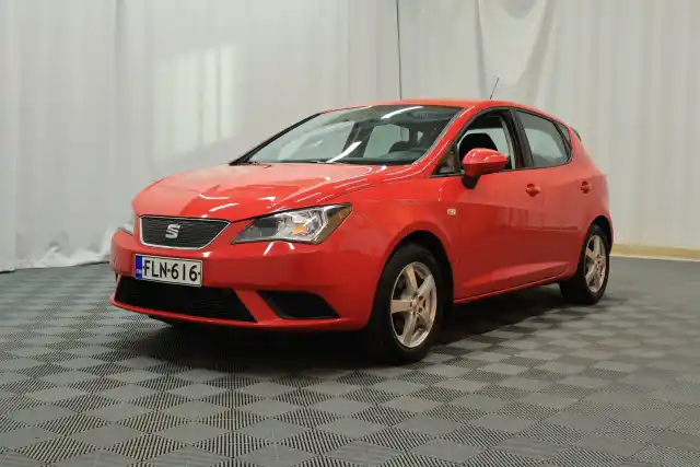 Punainen Viistoperä, Seat Ibiza – FLN-616