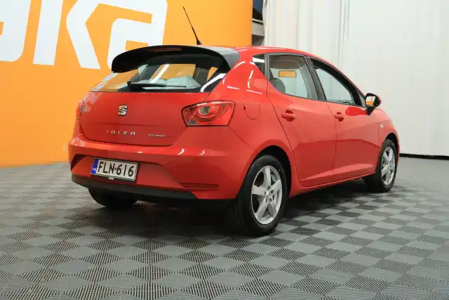 Punainen Viistoperä, Seat Ibiza – FLN-616