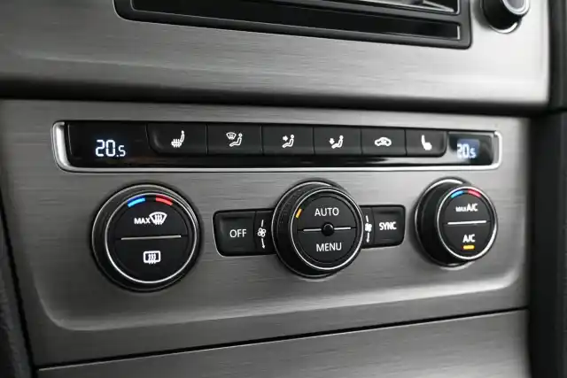 Valkoinen Farmari, Volkswagen Golf – FLP-374