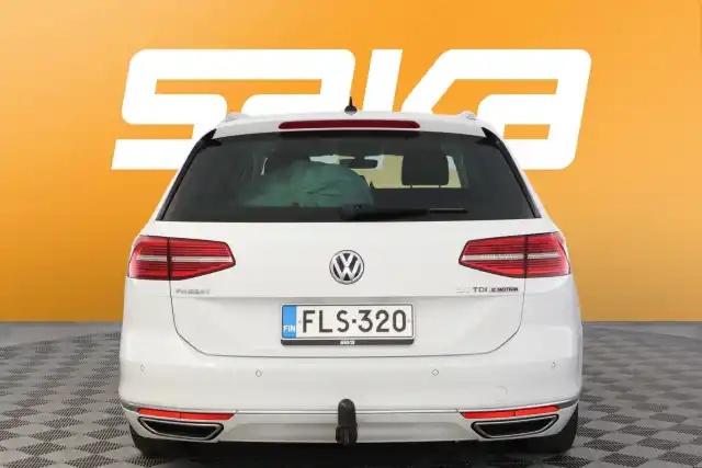 Valkoinen Farmari, Volkswagen Passat – FLS-320