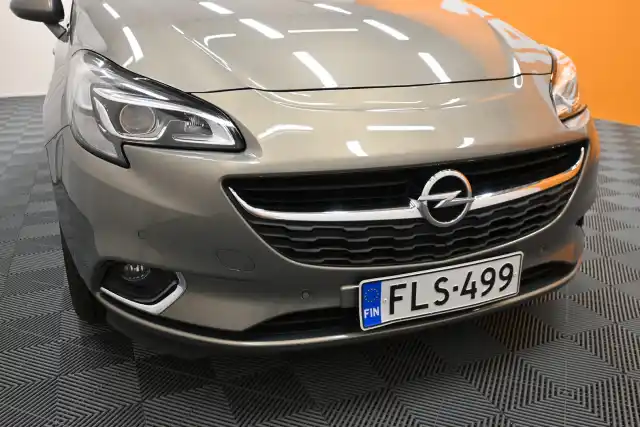 Ruskea Viistoperä, Opel Corsa – FLS-499