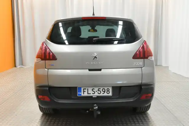 Harmaa Viistoperä, Peugeot 3008 – FLS-598