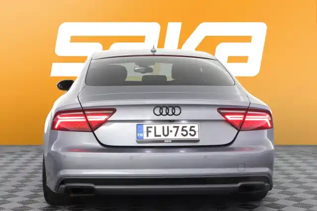 Harmaa Viistoperä, Audi A7 – FLU-755